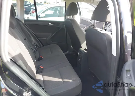 2013 Volkswagen Tiguan S z USA, uszkodzony, nr VIN WVGAV7AX8DW530192